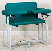 6099-F Clinton Extra-Wide & Tall Draw Chair